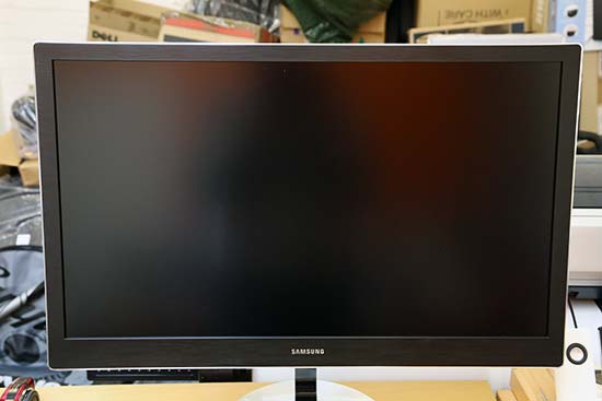 Samsung S27B970D