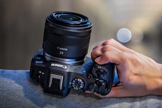 Canon EOS R8 vs EOS R7 - Head to Head Comparison