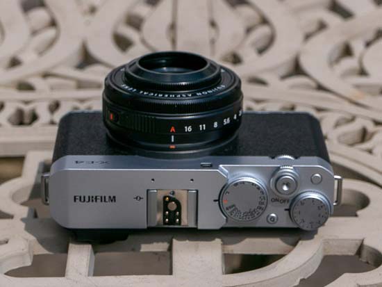 Fujifilm X-M5 vs X-E4 - Which is Better?