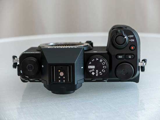 Fujifilm X-M5 vs X-S20 - Which is Better?