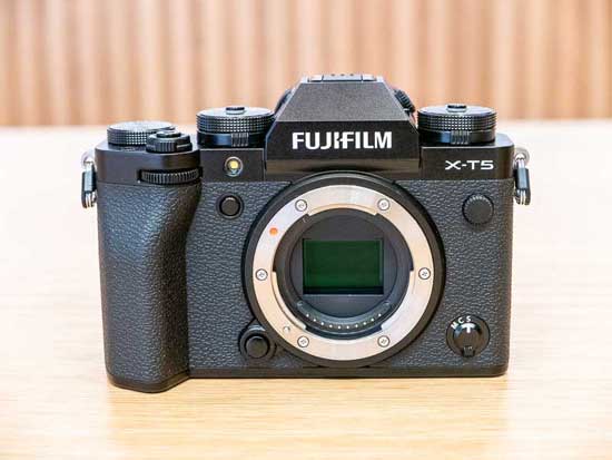 Fujifilm X-T5 vs X-H2 - Head to Head Comparison