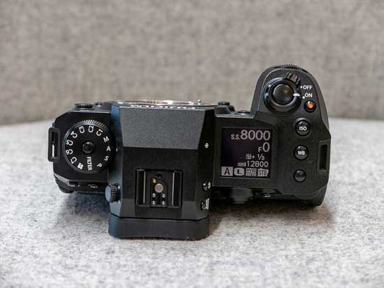 Fujifilm X-T5 vs X-H2S - Head to Head Comparison