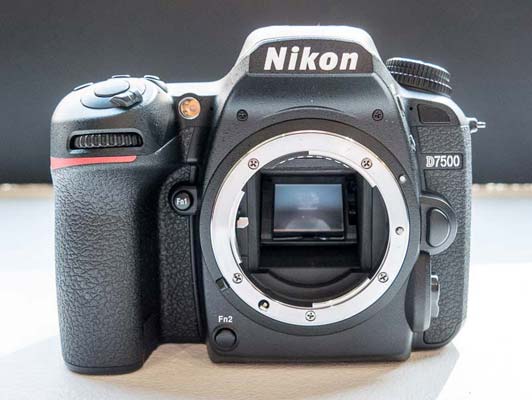 Nikon D7500 Hands On Review