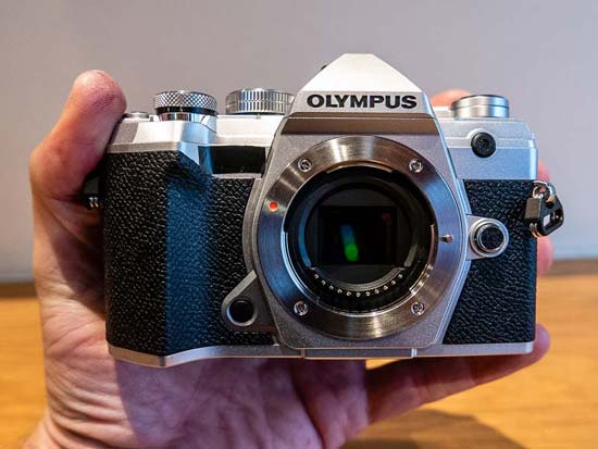 Olympus OM-D E-M5 Mark III