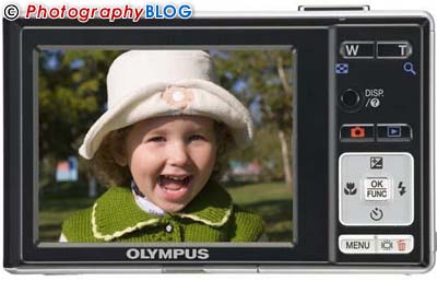 Olympus X890