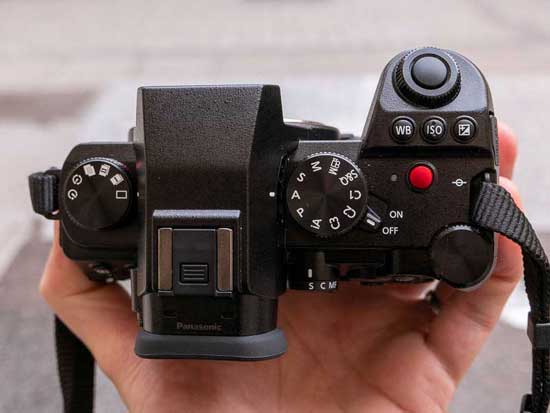 Panasonic Lumix S1 IIE vs Panasonic Lumix S5 II - Which is Better?