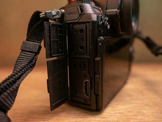 Panasonic Lumix S1R II vs Panasonic Lumix S1R - Which is Better?