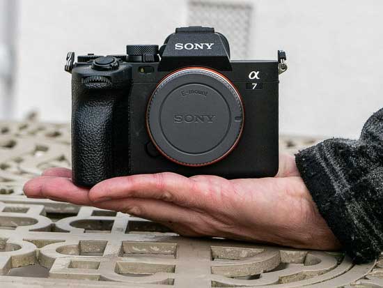 Sony A7C II vs Sony A7 IV - Which is Better?