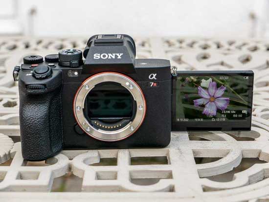 Sony A7C R vs Sony A7R V - Which is Better?