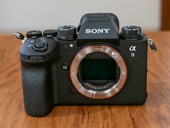 Sony A9 III vs Nikon Z8 - Which is Better?
