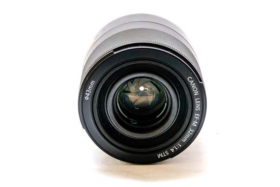 【極美品】CANON EFM 32mm f/1.4 STM Shop Canon Refurbished EF-M 32mm f/1.4 STM | Canon U.S.A., Inc.