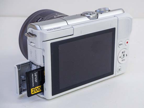 Canon EOS M200