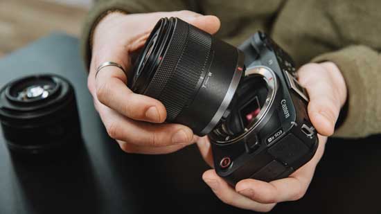 Canon RF-S 14-30mm F4-6.3 IS STM PZ