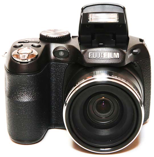 kant Opschudding Uitsluiten Fujifilm FinePix S1800 Review | Photography Blog