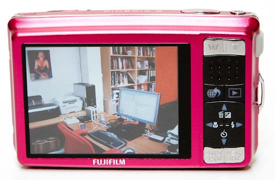Pebble studio tube Fujifilm FinePix Z70 Review | Photography Blog