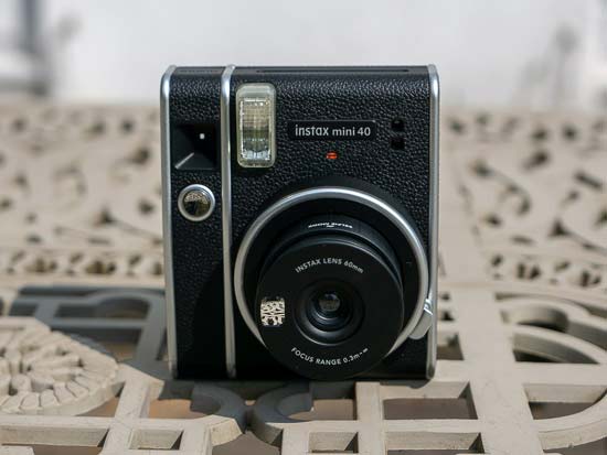 Recensione Fujifilm Instax Mini 40: un'estate analogica (foto