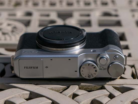 Fujifilm X-A20