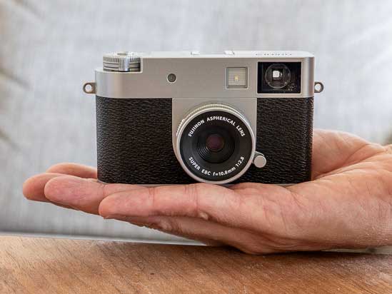Fujifilm X half