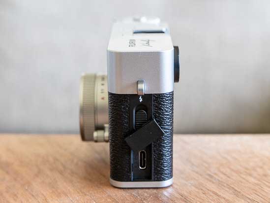 Fujifilm X half
