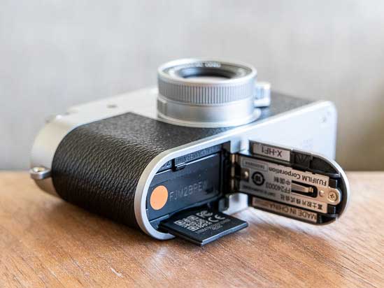 Fujifilm X half