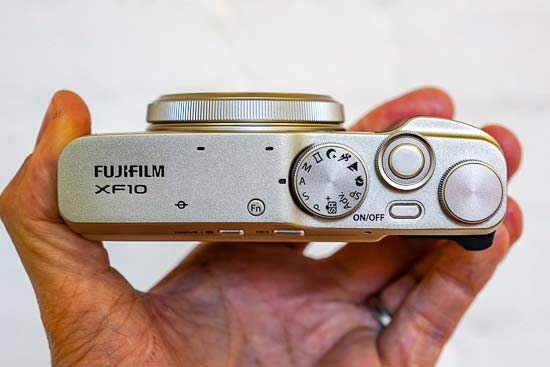 FUJI FILM 富士フイルム X XF10 CHAMPAGNE GOLD cafe-luitpold.de