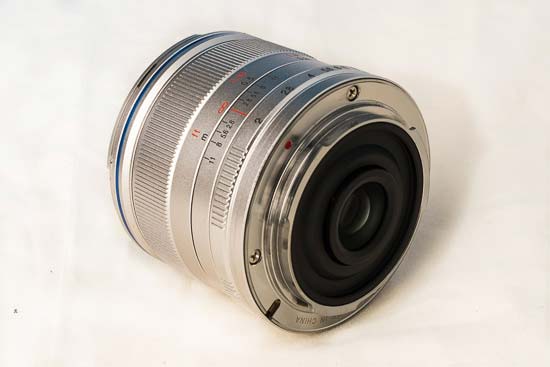 Laowa 7.5mm f/2 MFT