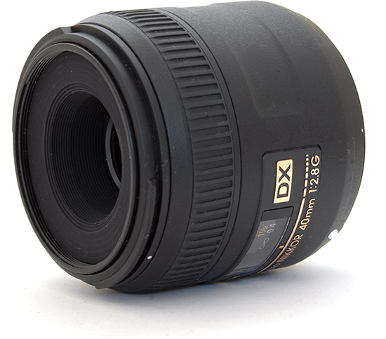 Nikon AF-S DX Micro-Nikkor 85mm f/3.5G ED VR