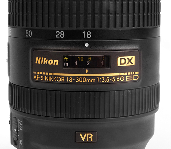 Nikon AF-S DX Nikkor 18-300mm f/3.5-5.6G ED VR