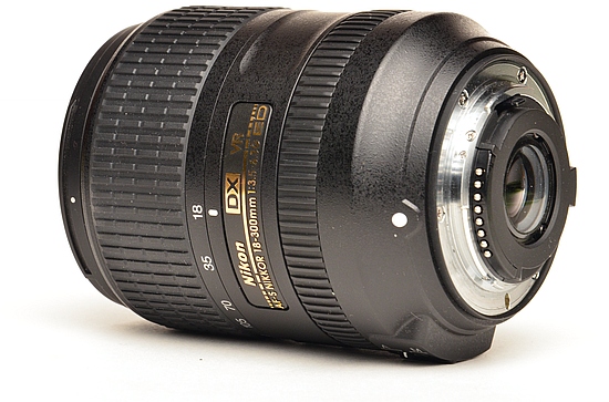 Nikon AF-S DX Nikkor 18-300mm f/3.5-6.3G ED VR Review