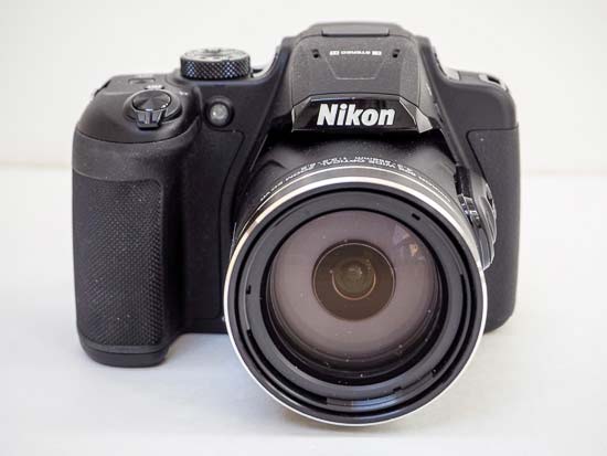 Nikon Coolpix B700