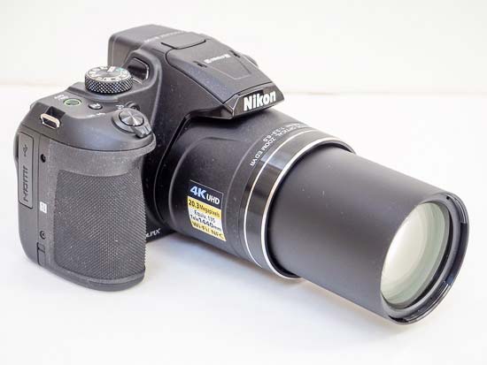 Nikon Coolpix B700