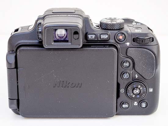 Nikon Coolpix B700