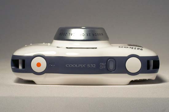 Test Nikon Coolpix S32, le petit compact familial dédié aux enfants - Les  Numériques