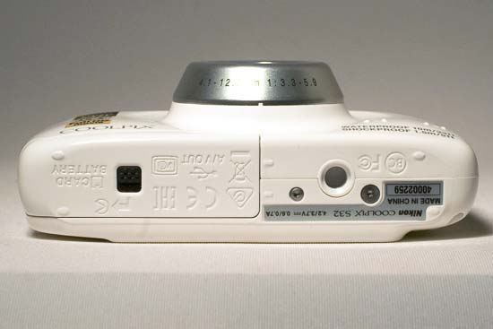 Test Nikon Coolpix S32, le petit compact familial dédié aux enfants - Les  Numériques