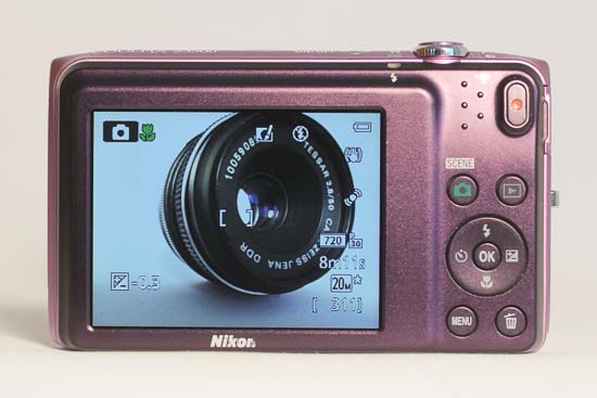 【美品】Nikon COOLPIX S3500【送料無料】