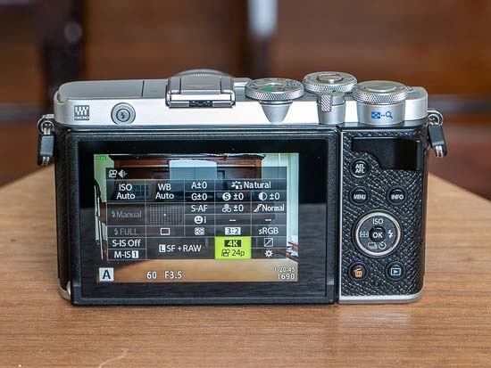 Olympus E-P7