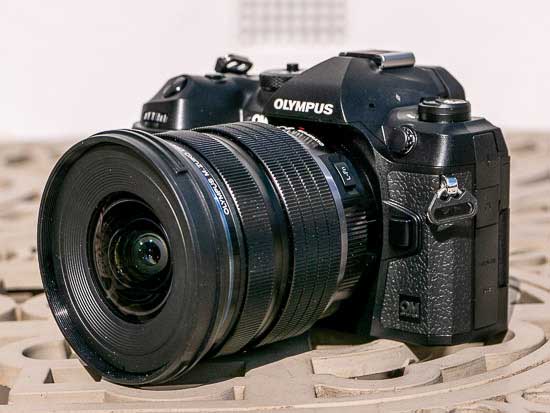 Olympus M.Zuiko Digital ED 8-25mm F4.0 Pro