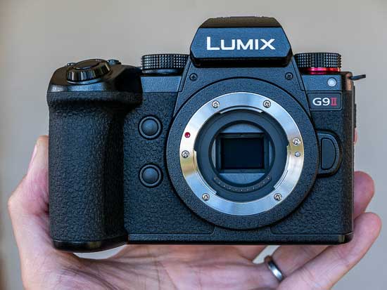 Panasonic LUMIX G9II Review - A Flagship MFT Photo Camera with