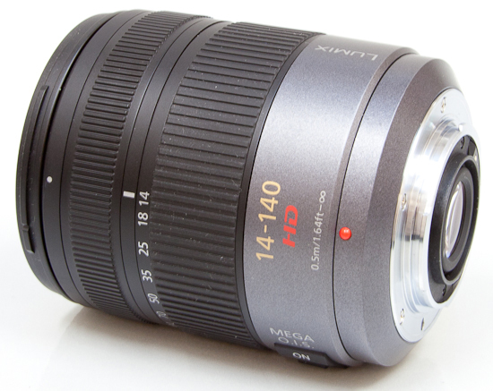 Panasonic LUMIX G VARIO 100-300mm / F4.0-5.6 / MEGA O.I.S.