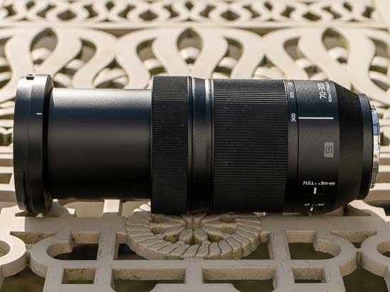 Panasonic Lumix S 70-300mm F4.5-5.6 MACRO O.I.S. 