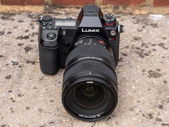 Panasonic Lumix S PRO 24-70mm F2.8