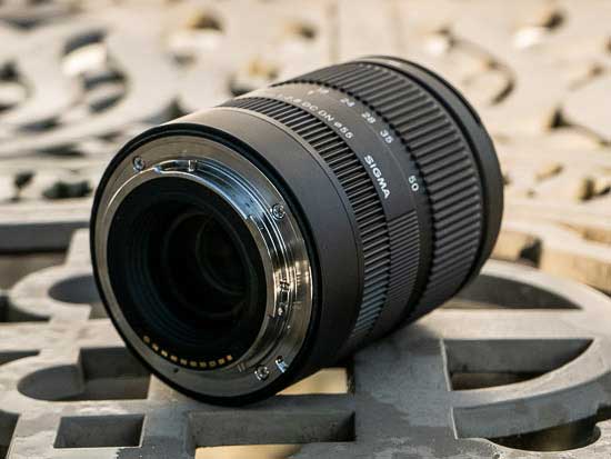 Sigma 18-50mm F2.8 DC DN Contemporary