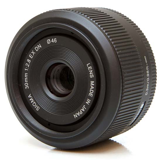 Sigma 30mm f/2.8 EX DN