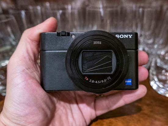 SONY Syber-shot DSC-RX100 VII (DSC-RX100M7) compact camera (ONLY BODY)