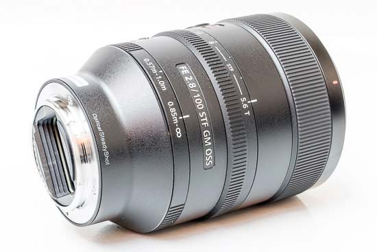 Sony FE 100mm f/2.8 STF GM OSS