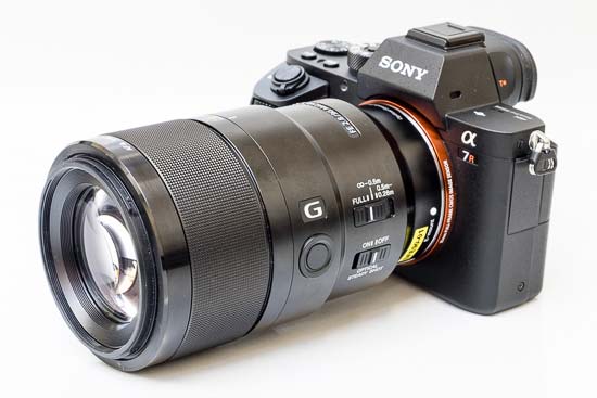 Sony FE 90mm f/2.8 Macro G OSS