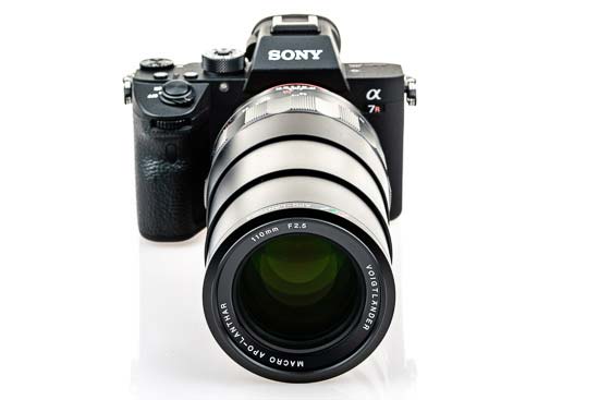 レンズ(単焦点) Voigtlander MACRO APO-LANTHAR 110mm f2.5 Voigtlander Macro APO-Lanthar 110mm F2.5 Review | PCMag